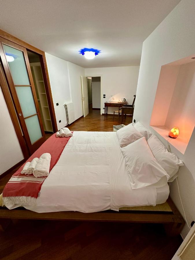 Piazza Carlo Alberto Hotell Cagliari Exteriör bild